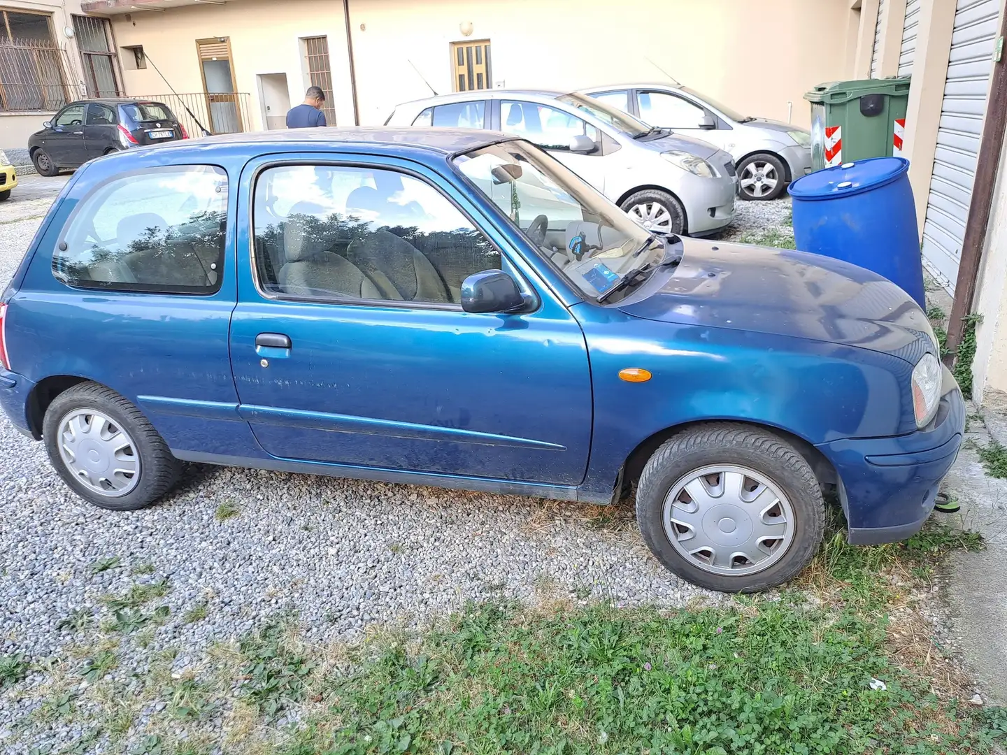 Nissan Micra 3p 1.0 16v SE matic - 1