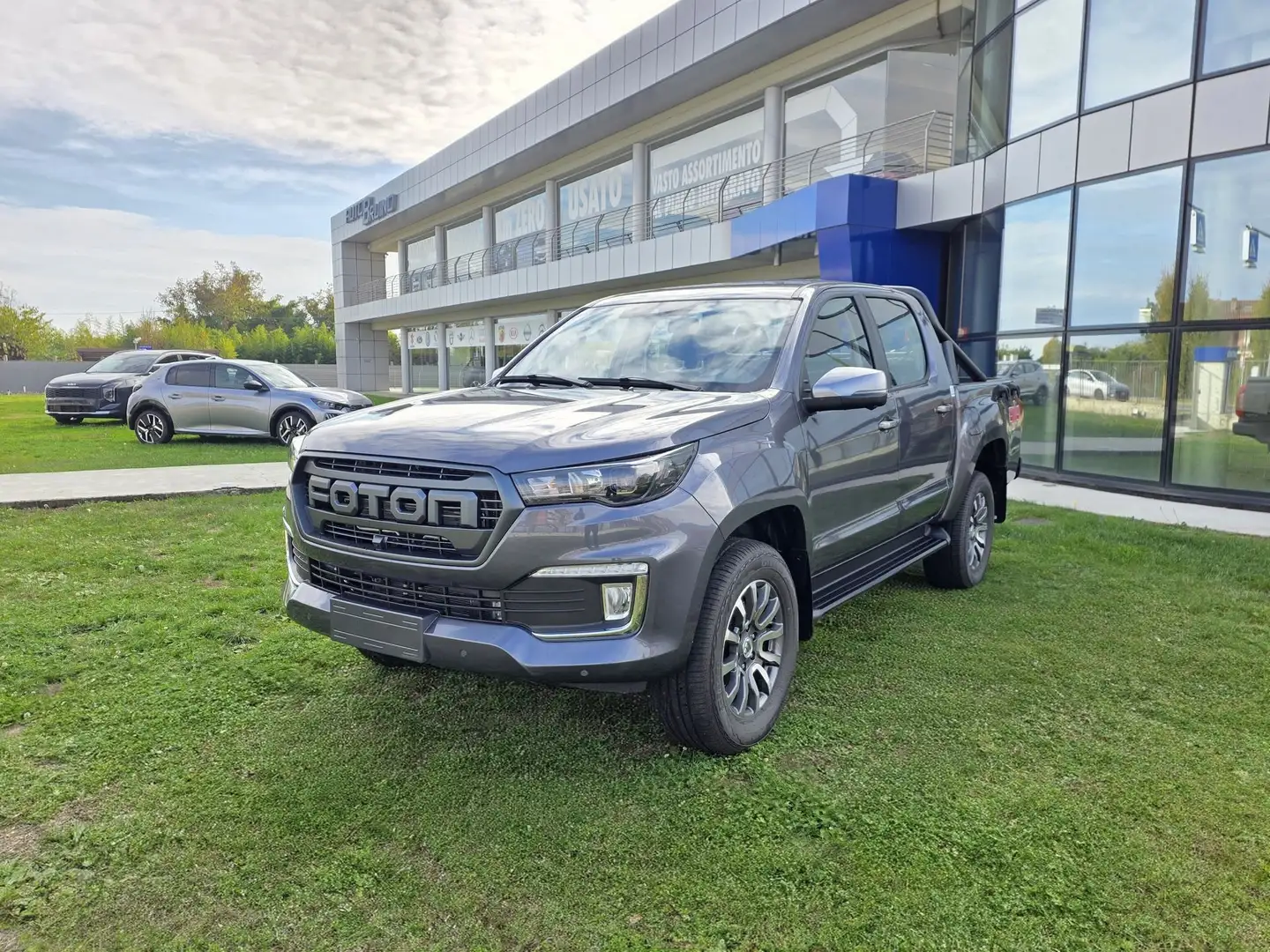 Foton Tunland G7 Tunland G7 2.0 TDI Doppia Cabina 4WD AT8 + IVA Gris - 1
