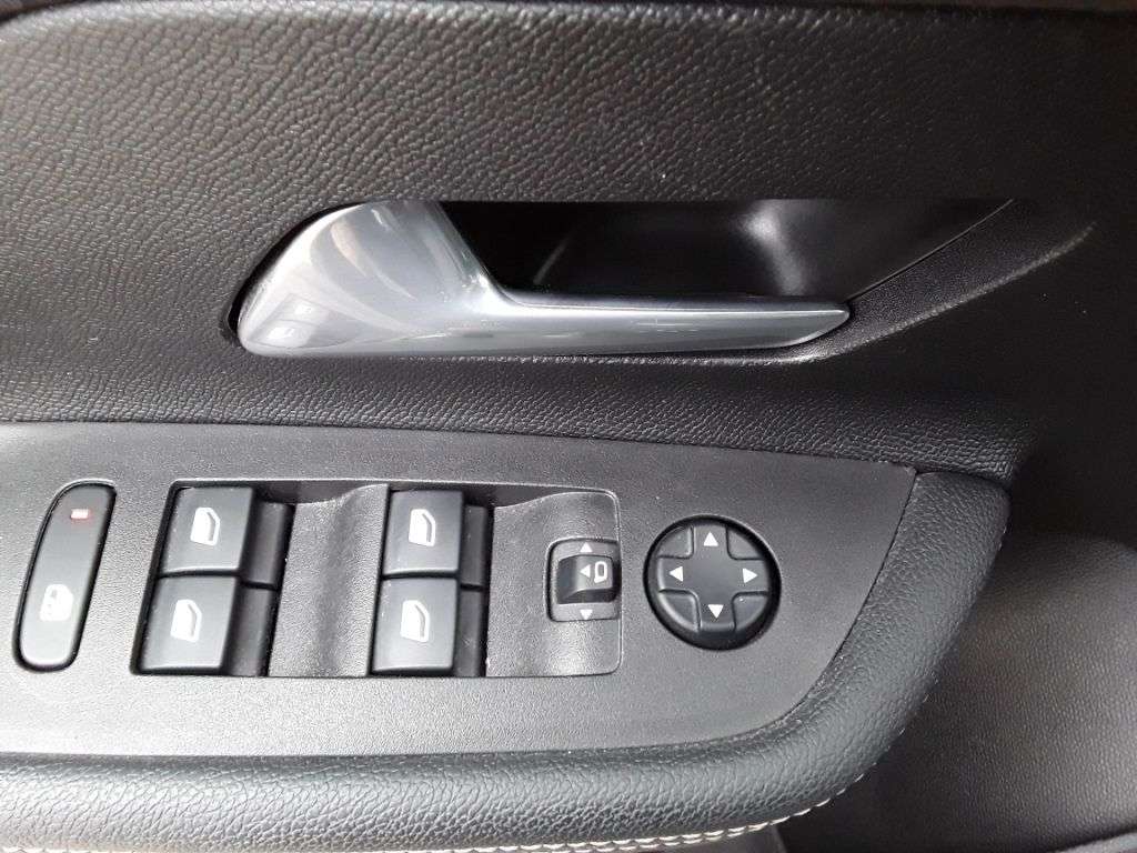 Opel Mokka E