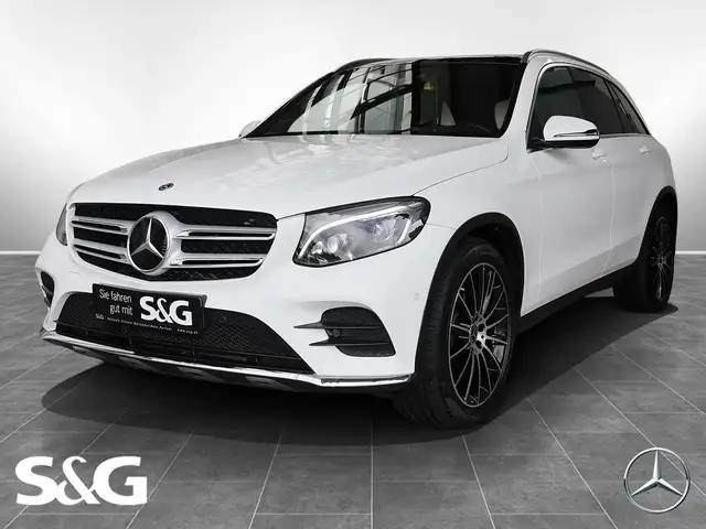 Mercedes-Benz GLC 300 4M AMG AHK+TOTWINKEL+DISTRONIC+PANORAMA