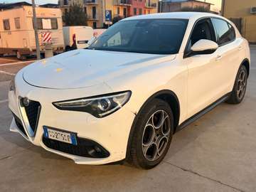 Stelvio 2.2 Diesel 16V AT8 Business