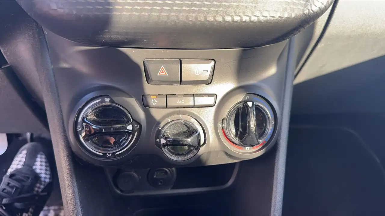 Peugeot 2008 2008 — photo 24