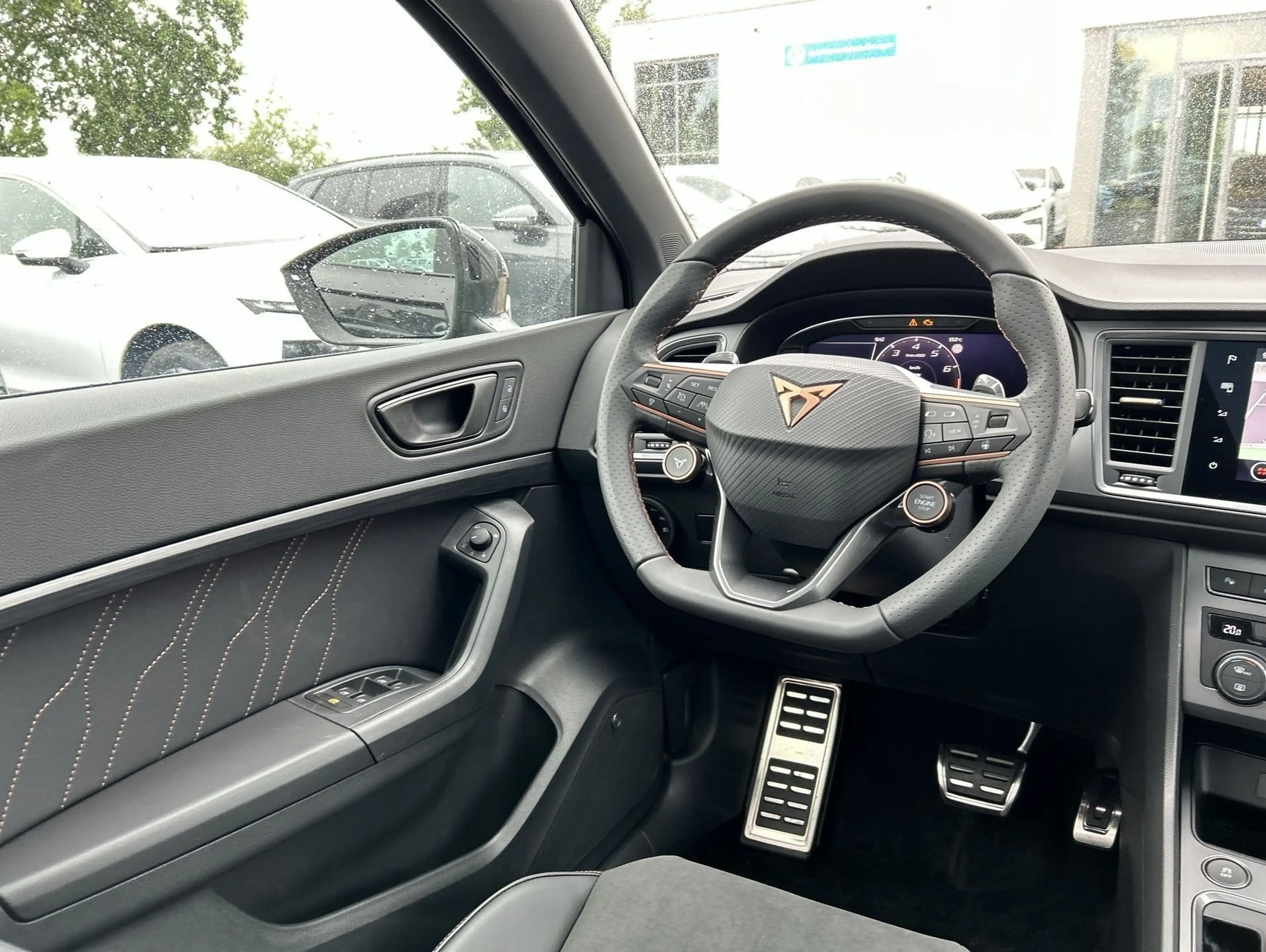 CUPRA Ateca 1.5 TSI Pano ACC LED Navi Pano RFK Sitzh — photo 10