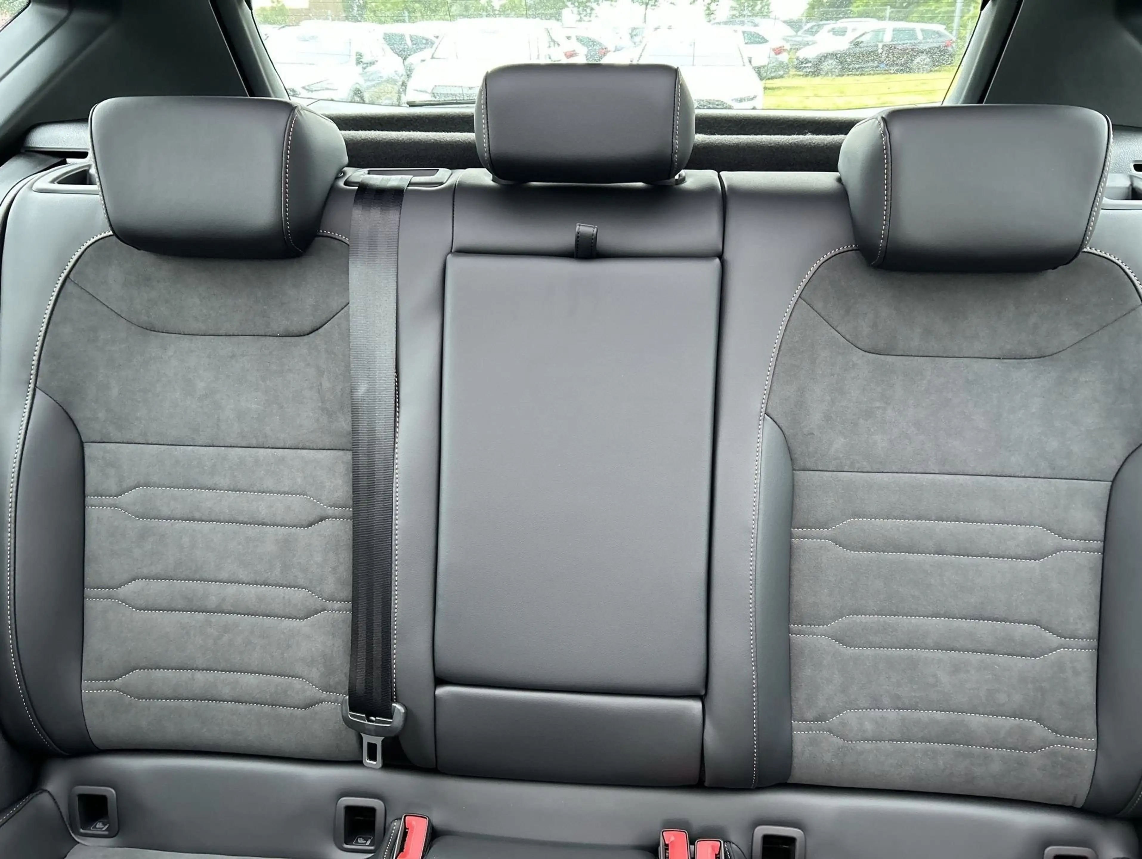 CUPRA Ateca 1.5 TSI Pano ACC LED Navi Pano RFK Sitzh — photo 9