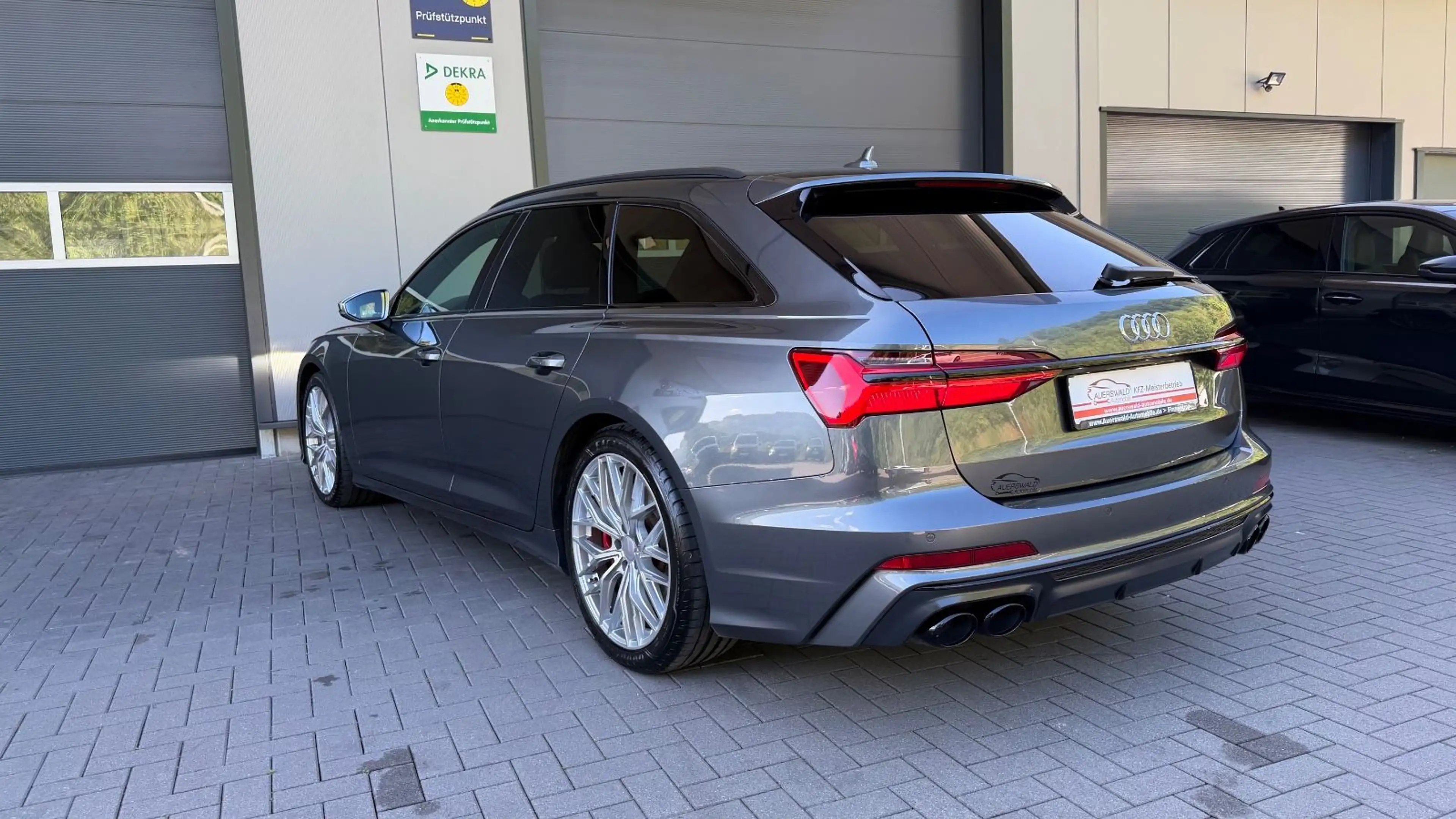 Audi S6 Avant 3.0 TDI quattro BLACK S Line *App *AHK — photo 11