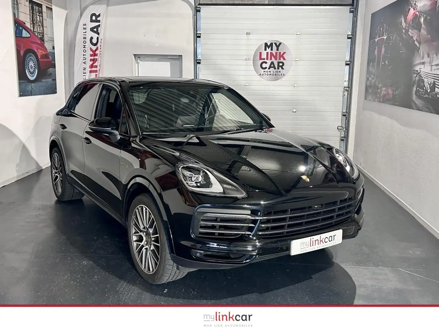 Porsche Cayenne 3.0 V6 462ch E-Hybride Platinium edition Zwart - 1