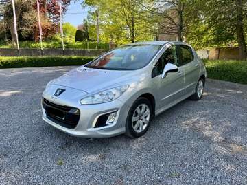 1.6VTi 120pk Facelift Navi Airco LED dagrijlichten
