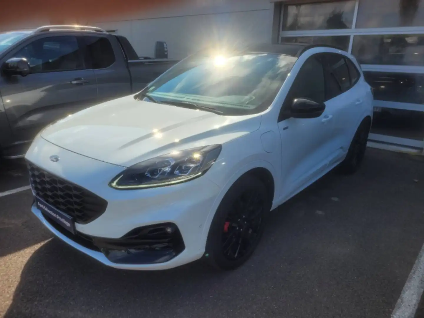 Ford Kuga 2.5 Duratec 225ch PHEV ST-Line X BVA Blanc - 1
