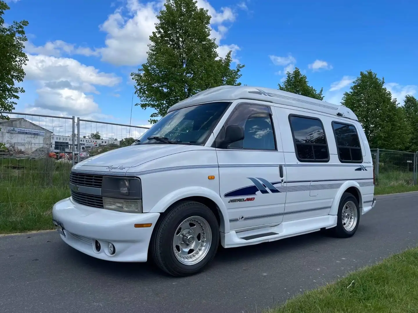 Chevrolet Astro CHEVROLET ASTRO 4,3 STARCRAFT"AUTOMATIK"ALLRAD"7 SITZE"ORG.52.000KM" Weiß - 2