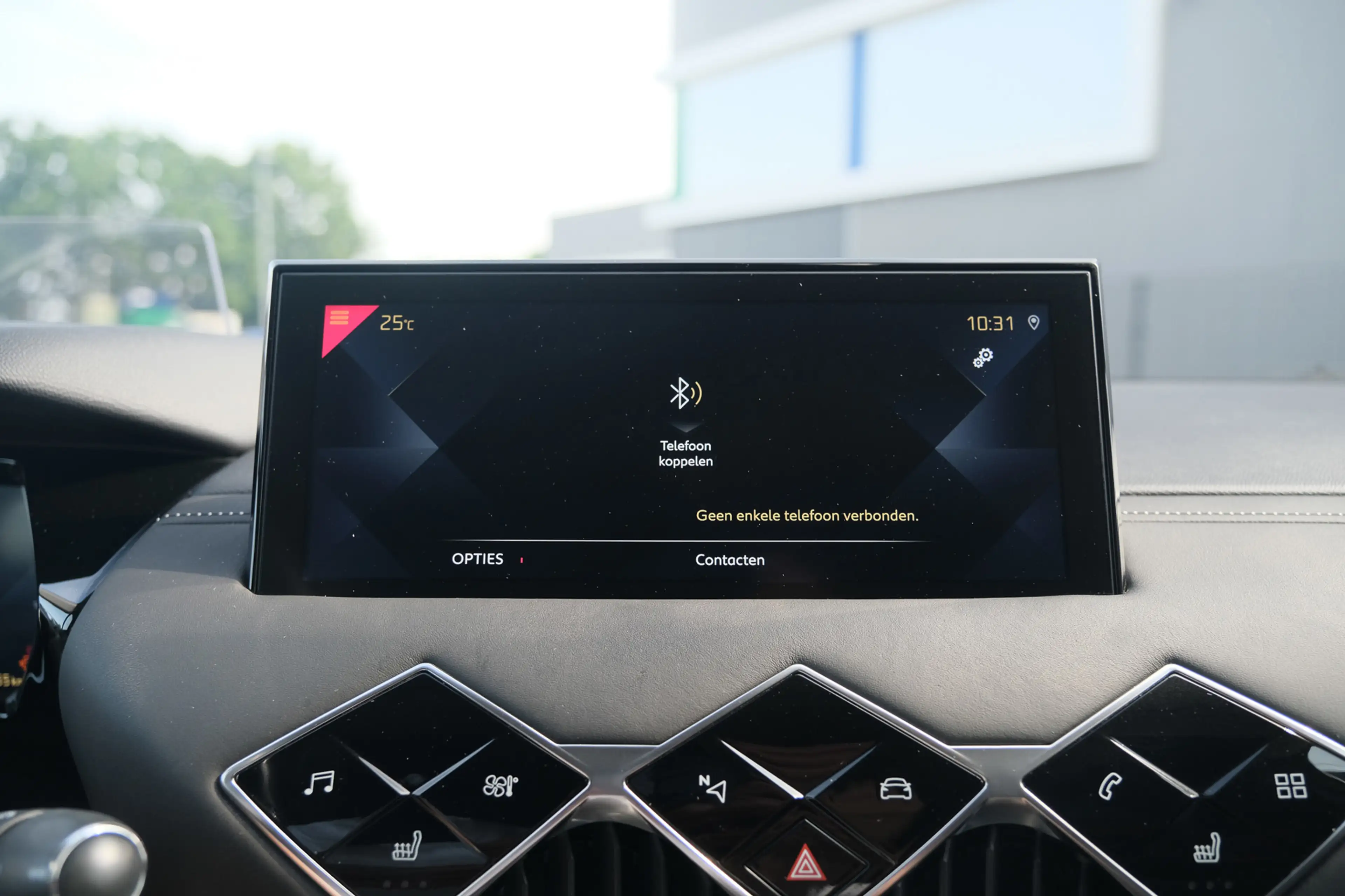 DS Automobiles DS 3 Crossback 1.2 PureTech Grand Chic — photo 15