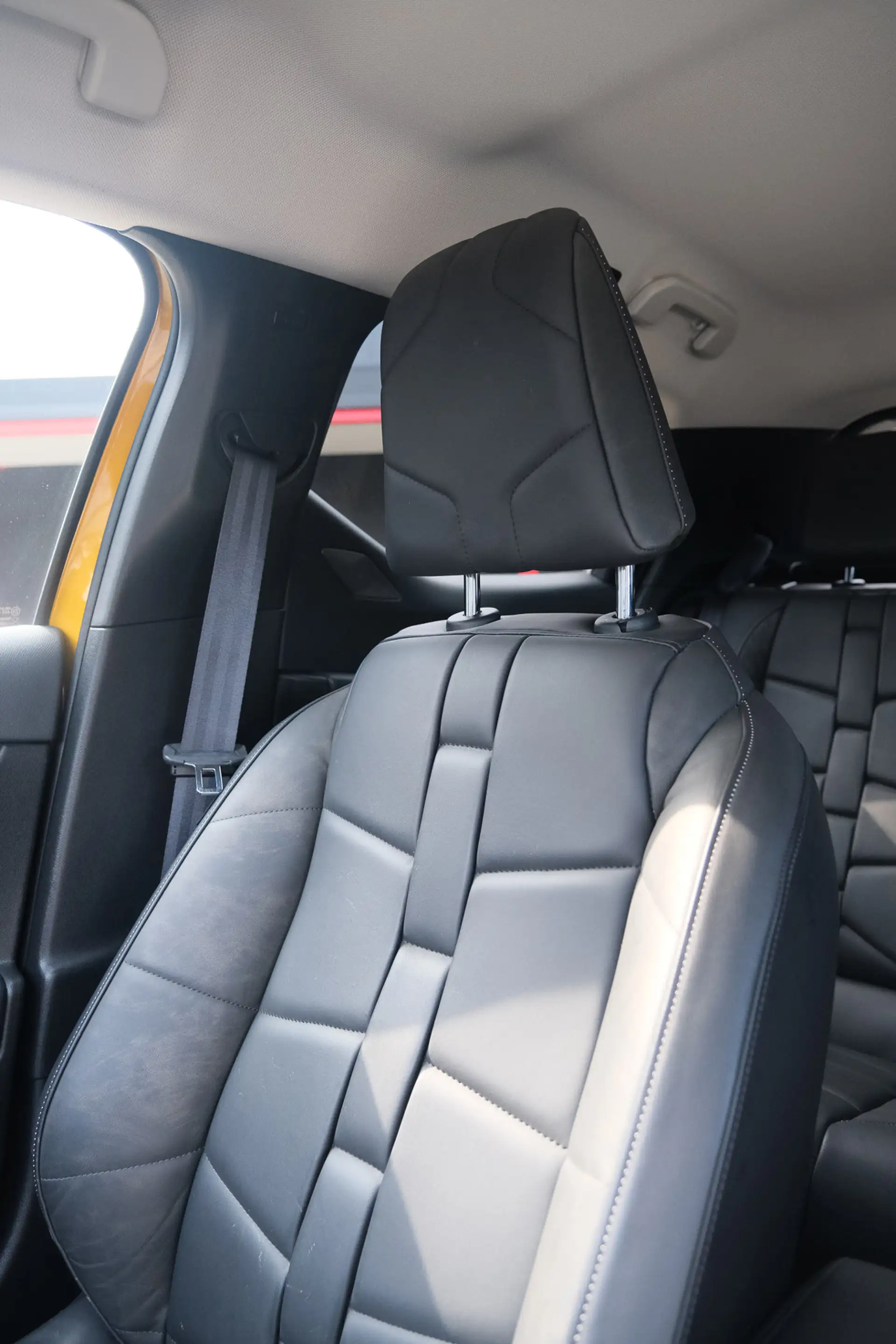 DS Automobiles DS 3 Crossback 1.2 PureTech Grand Chic — photo 24