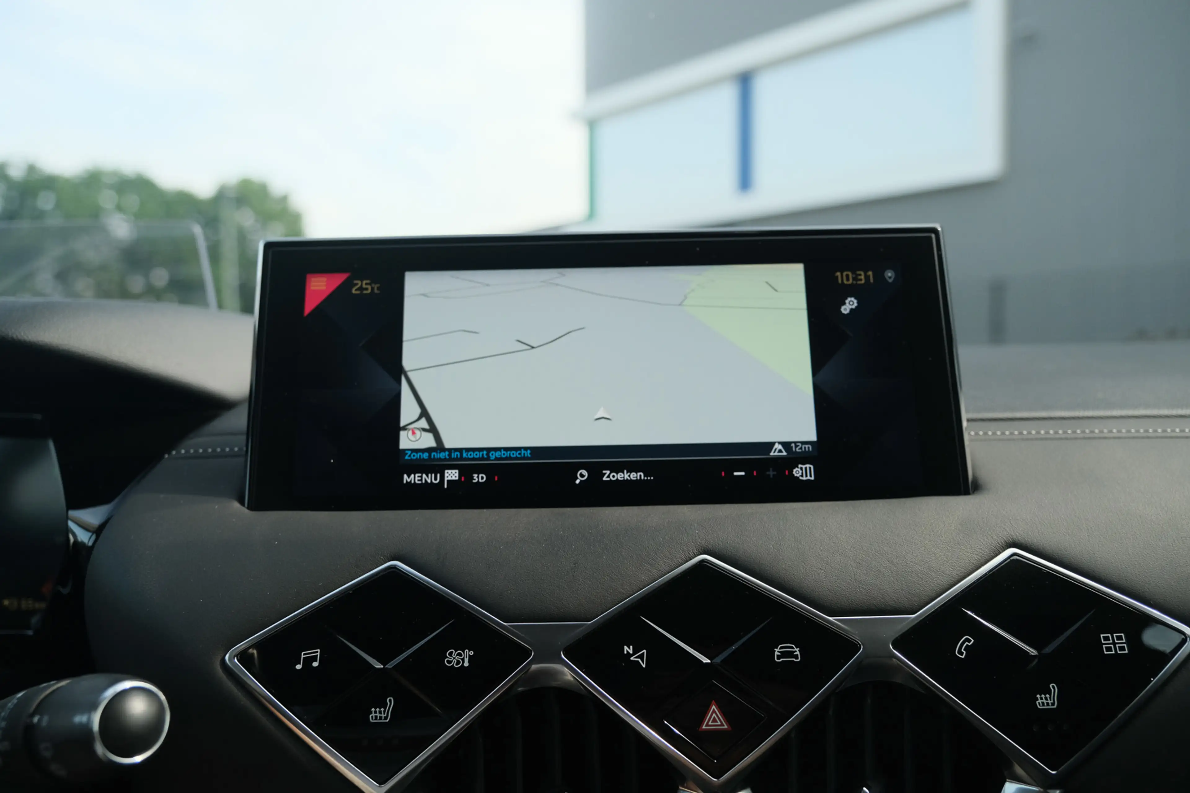 DS Automobiles DS 3 Crossback 1.2 PureTech Grand Chic — photo 13