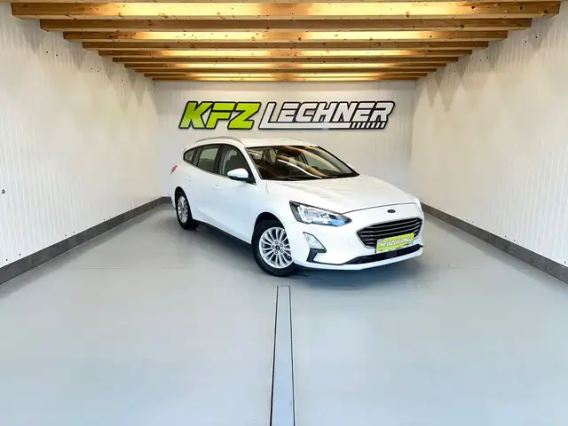 Ford Focus Turnier 1.5 EcoBl. "Titanium" AHK*R-KAM*W-PAKET