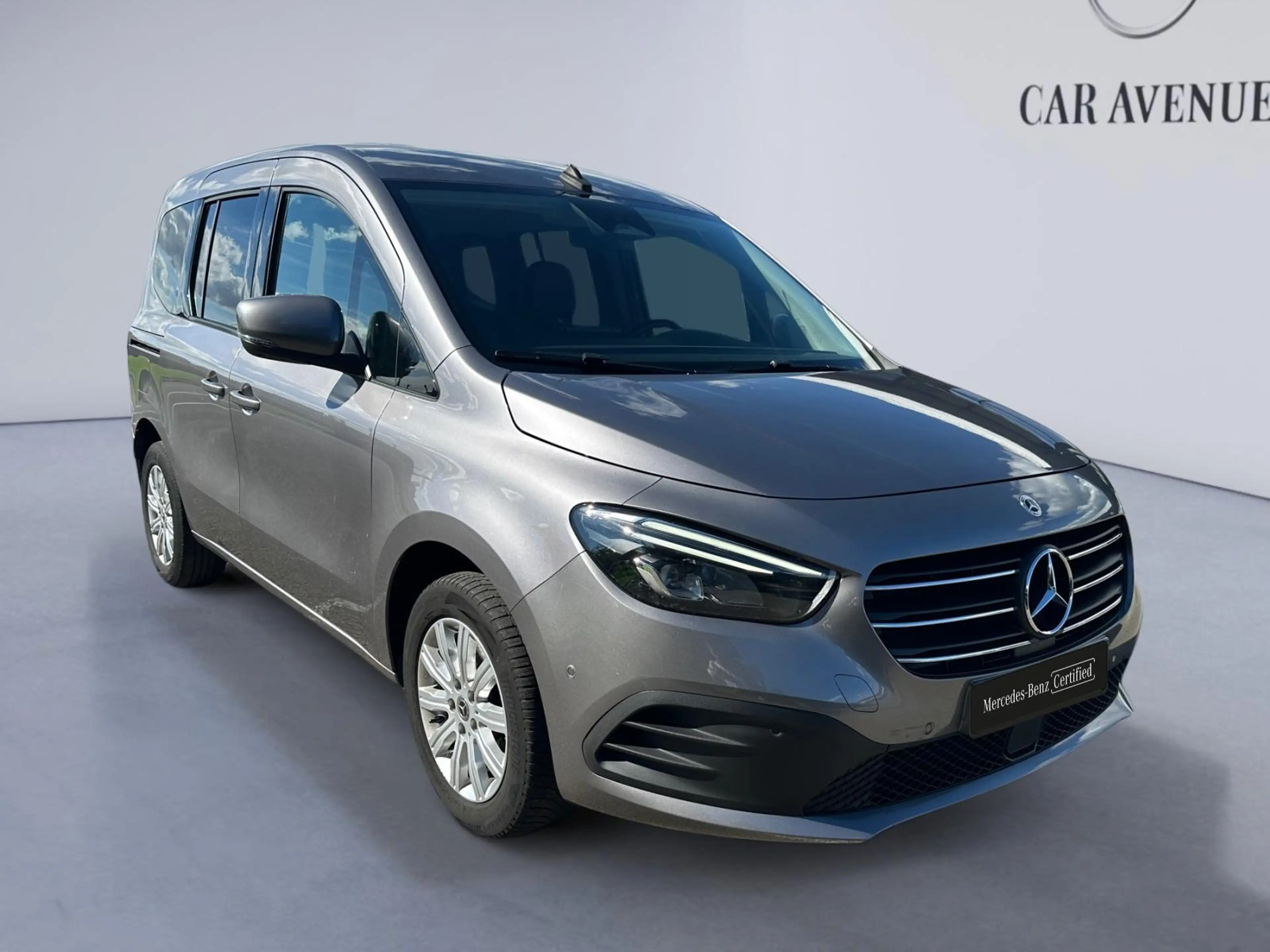 Mercedes-Benz T-Class 180d Style — photo 4