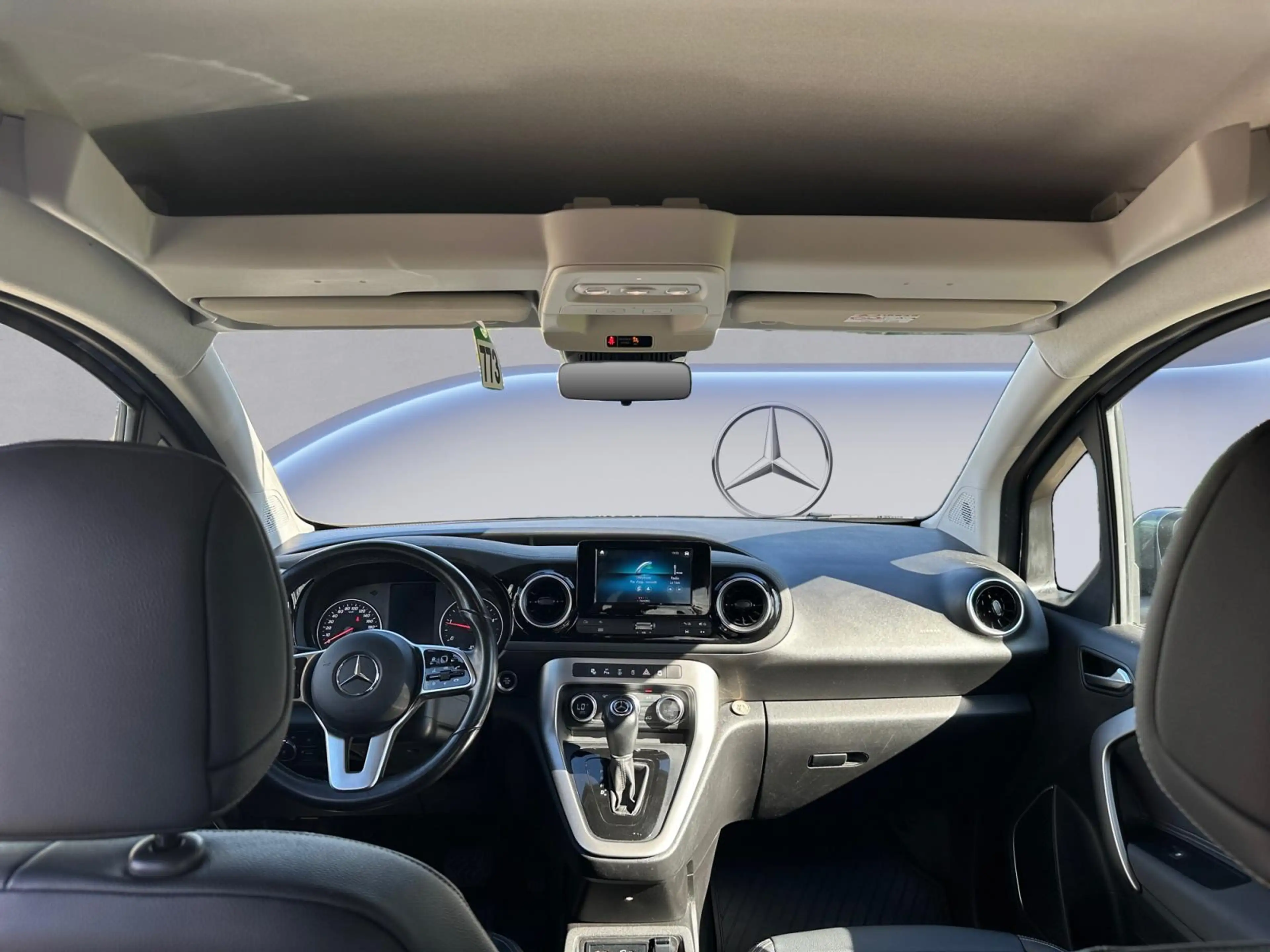 Mercedes-Benz T-Class 180d Style — photo 11