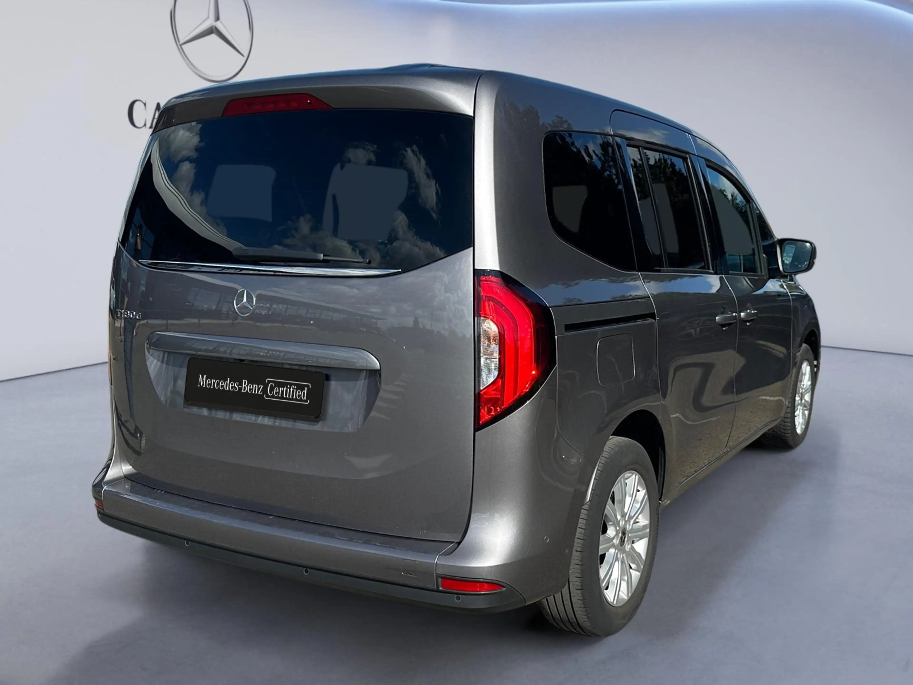 Mercedes-Benz T-Class 180d Style — photo 8