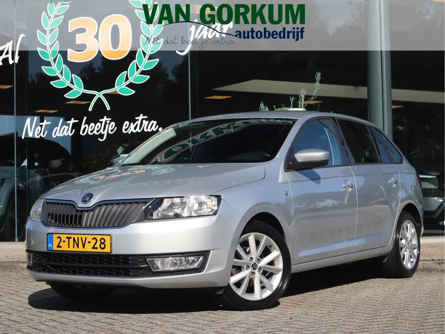 Skoda Rapid/Spaceback 1.2 TSI Greentech Ambition Businessline Pro Gris - 1
