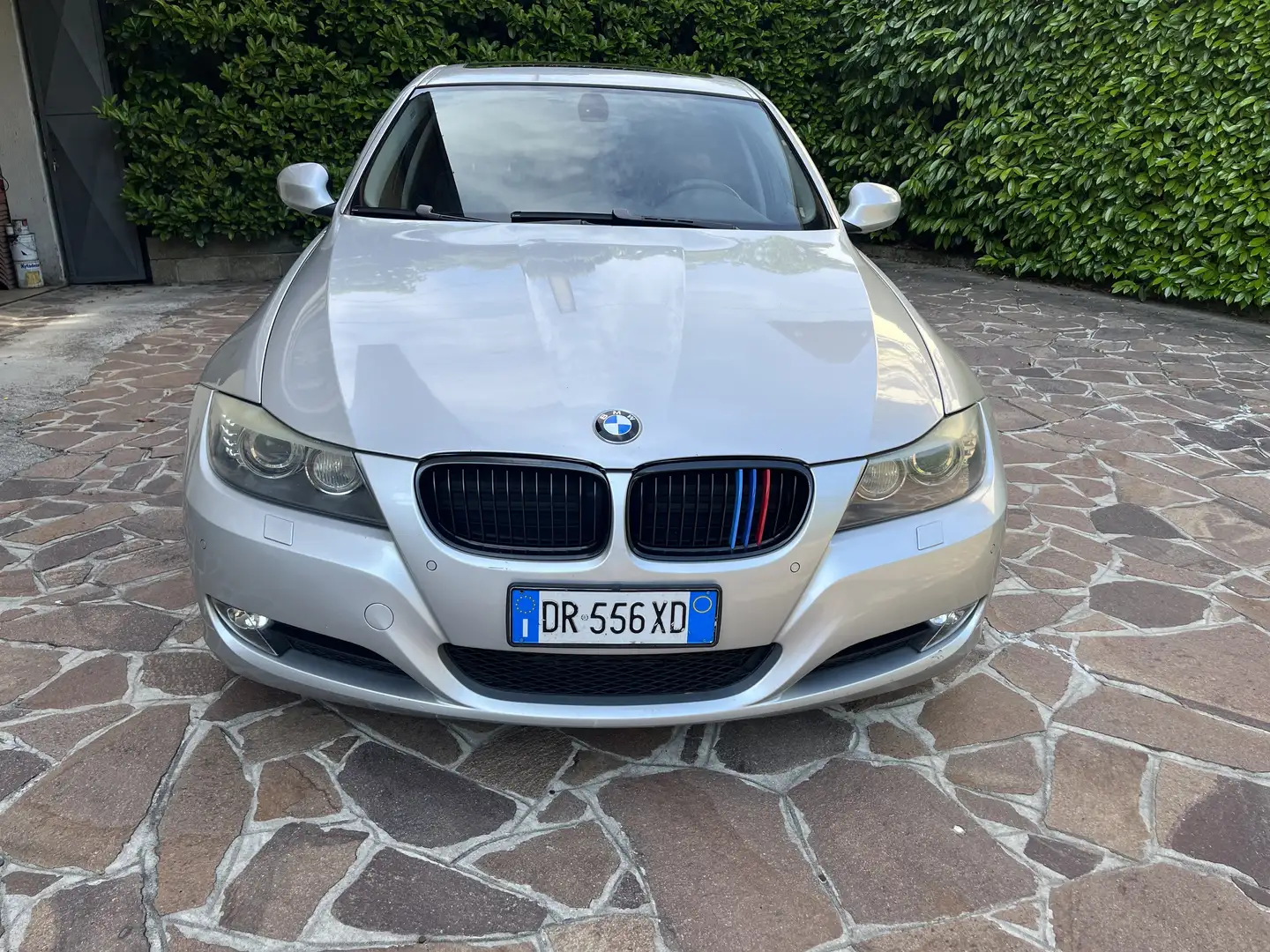 BMW 330 330d Touring Attiva 245cv - 2