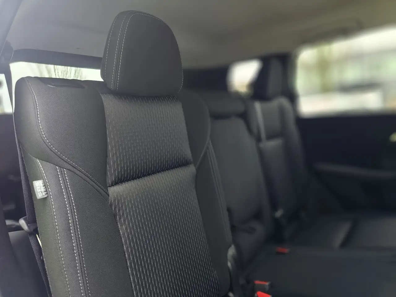 Mitsubishi Outlander снимка Mitsubishi Outlander