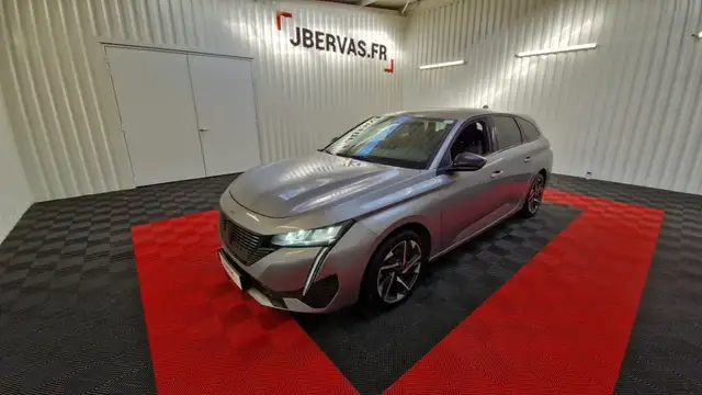 Peugeot BlueHDi 130 EAT8 ALLURE PACK