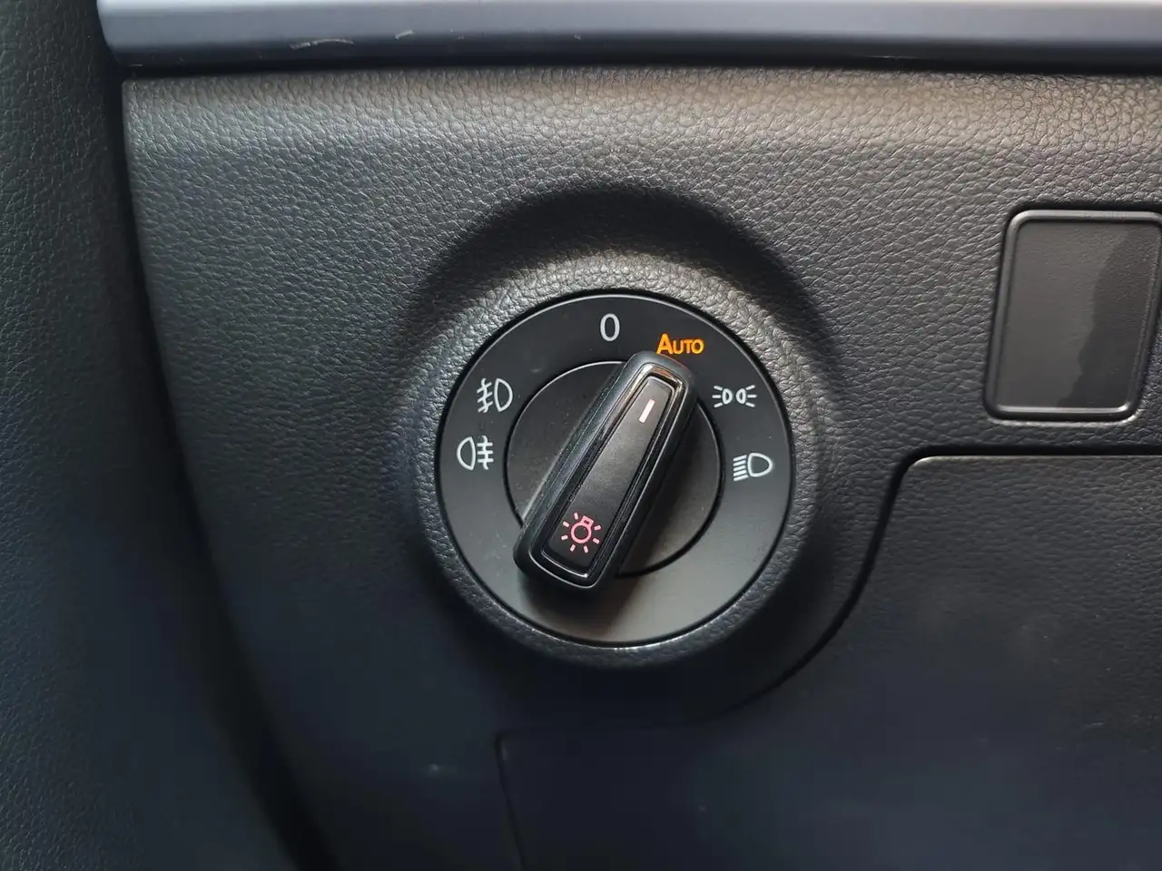 SEAT Arona 1.0 TSI FR Kamera Navi LED Totwinkel ACC, миниатюра 16