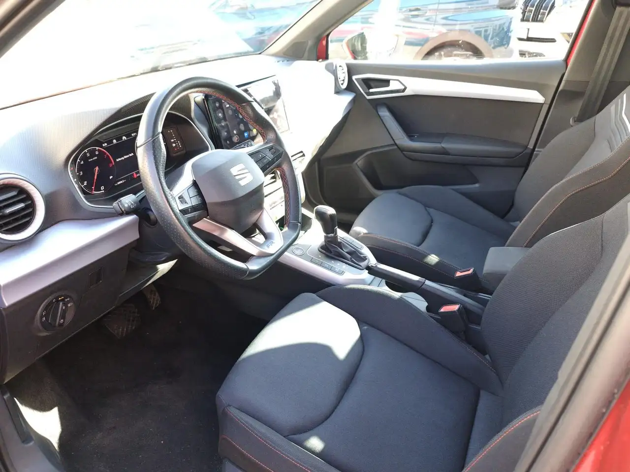 SEAT Arona 1.0 TSI FR Kamera Navi LED Totwinkel ACC, миниатюра 7