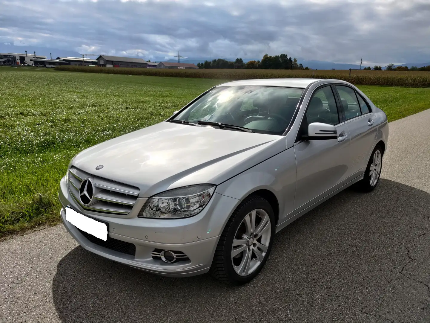 Mercedes-Benz C 180 C 180 Kompressor BlueEFFICIENCY Avantgarde Stříbrná - 1