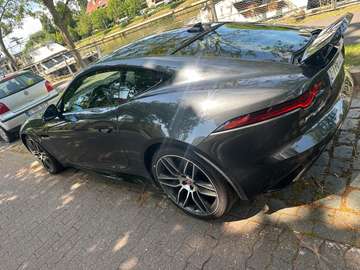 Coupe 2.0 Aut. R-Dynamic