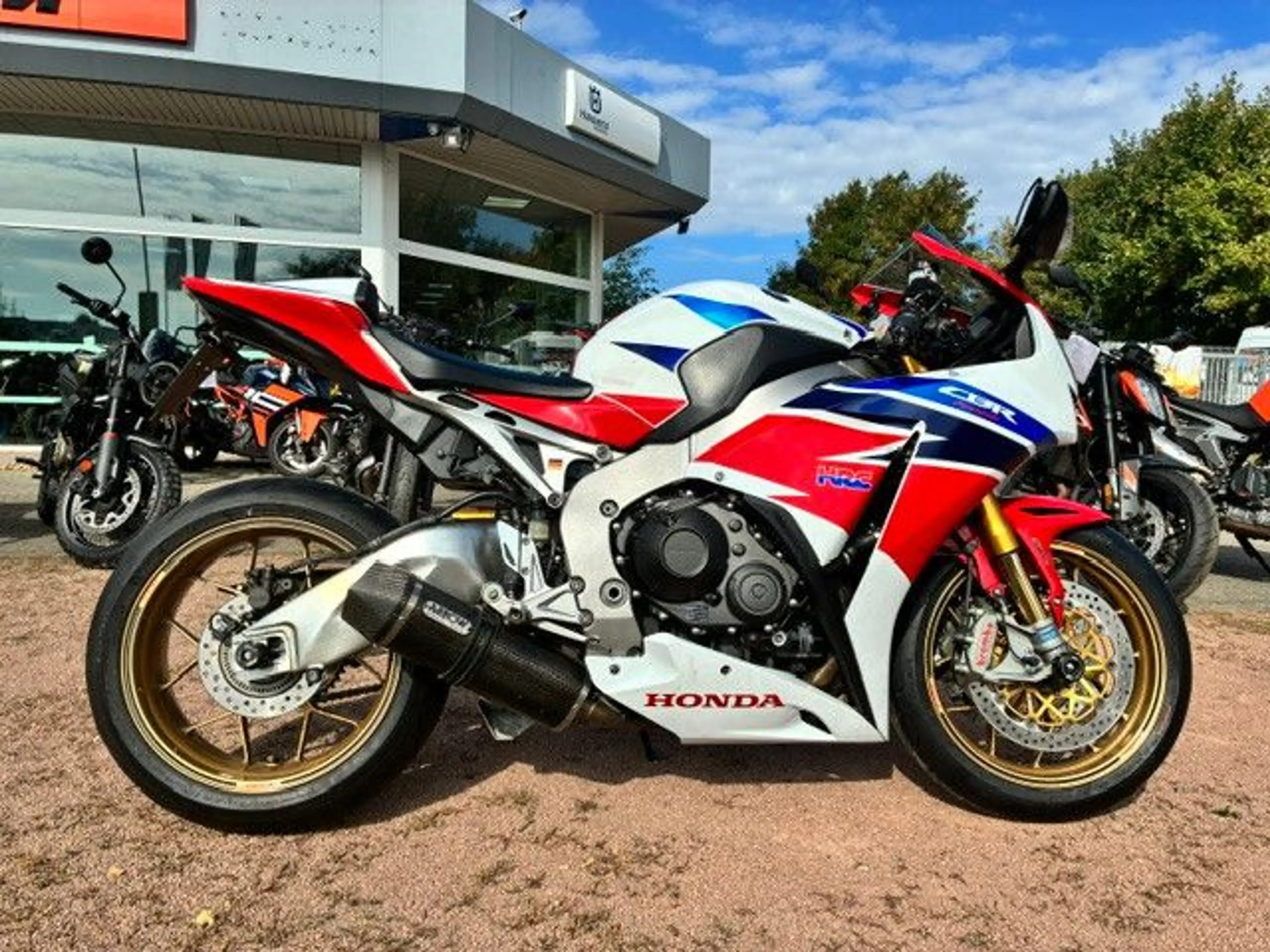 Honda CBR 1000 RR SP ARROW SC59 Fireblad — photo 9