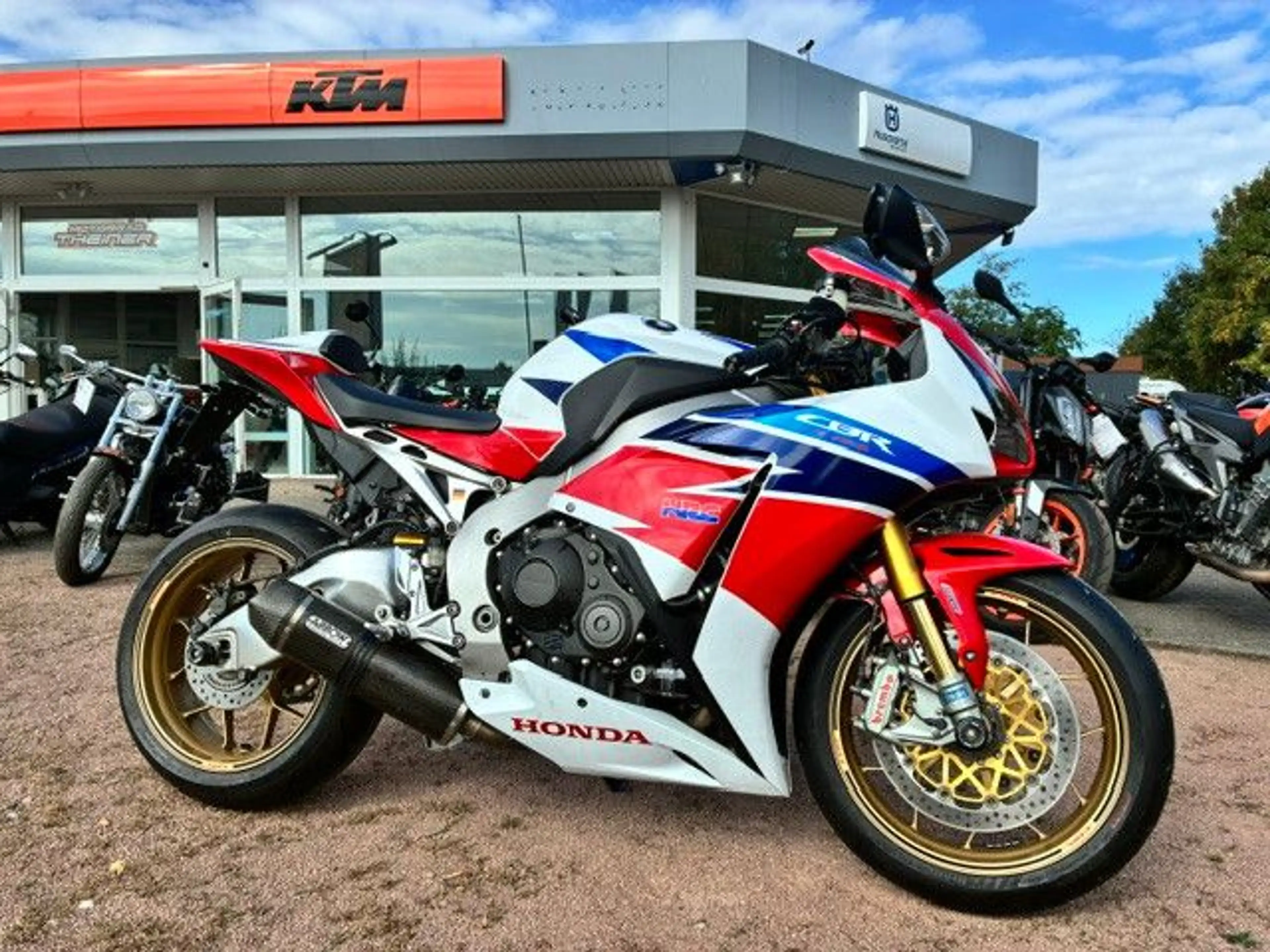 Honda CBR 1000 RR SP ARROW SC59 Fireblad