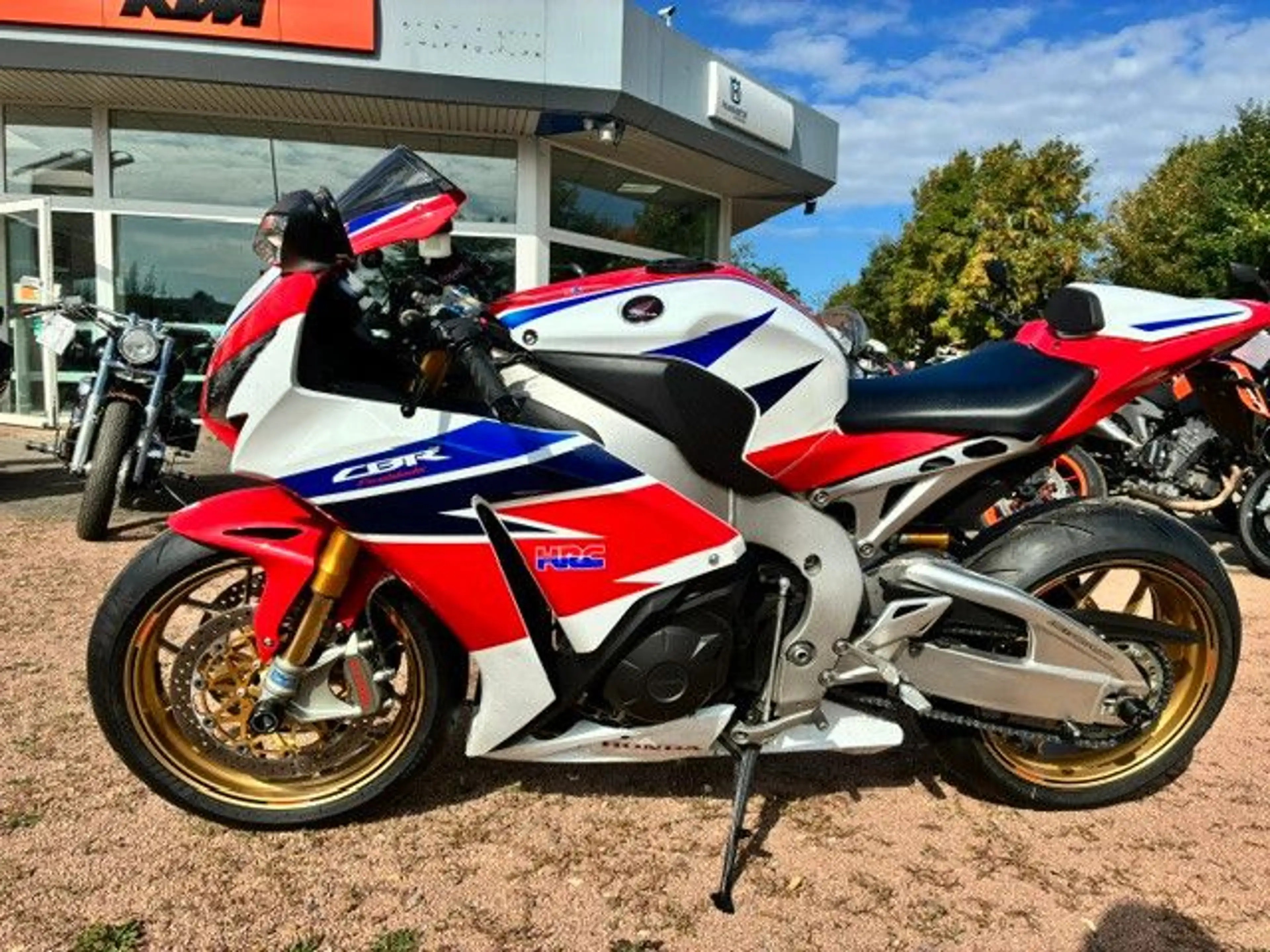 Honda CBR 1000 RR SP ARROW SC59 Fireblad — photo 4