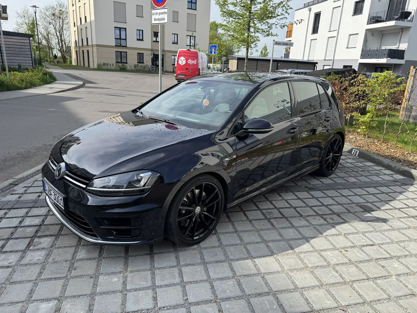 Volkswagen Golf R R BMT 4Motion Černá - 1