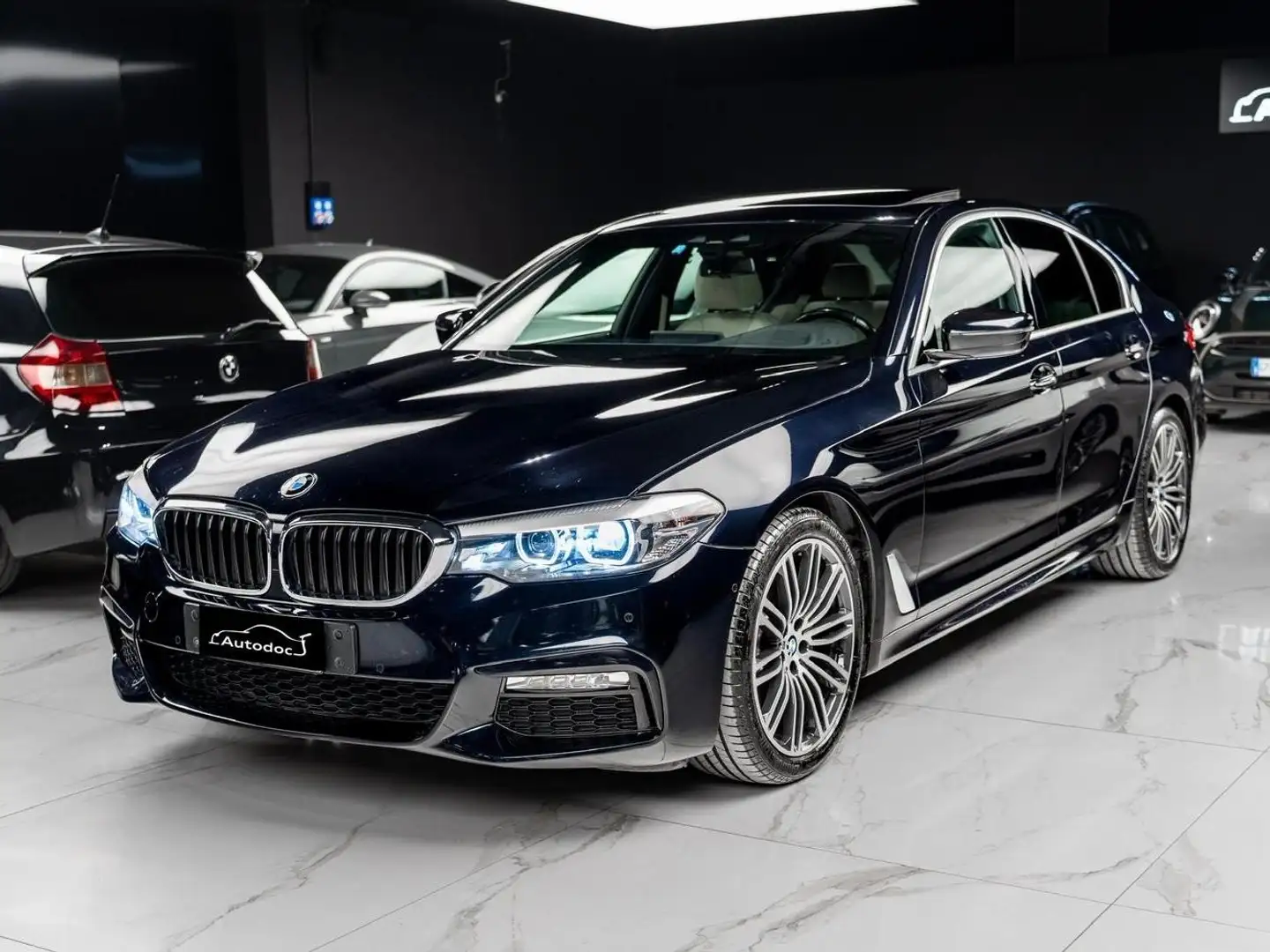 BMW 520 G30 Berlina 520d Msport auto UNICO PROPRIETARIO Nero - 1
