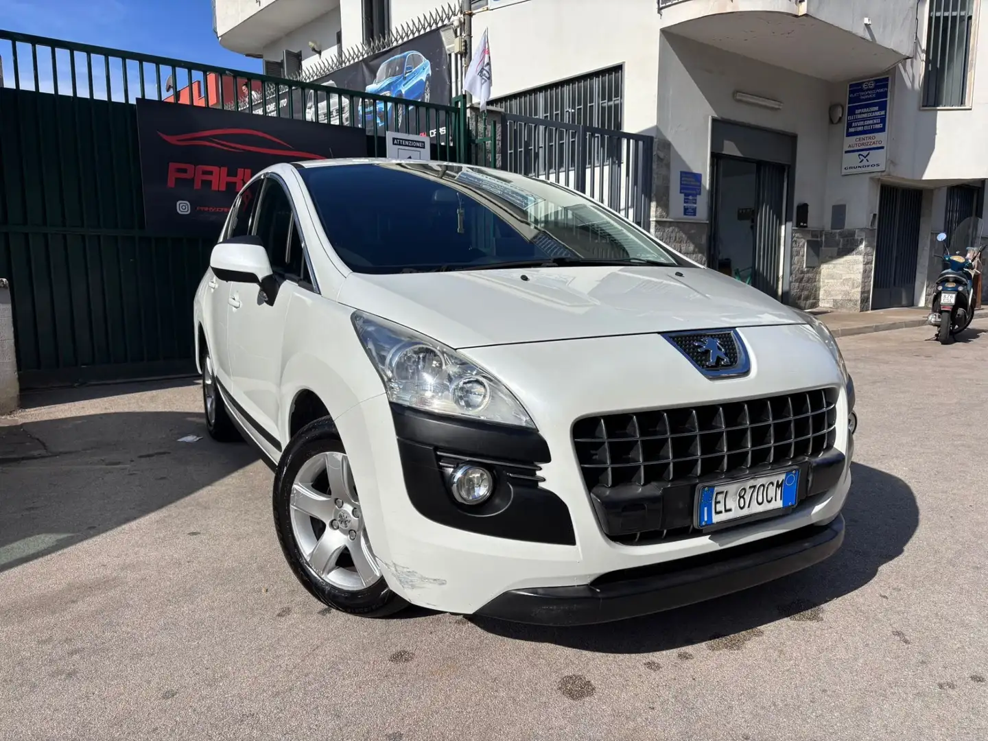 Peugeot 3008 3008 1.6 e-HDi 112CV cambio robotizzato Stop&Start Bianco - 1