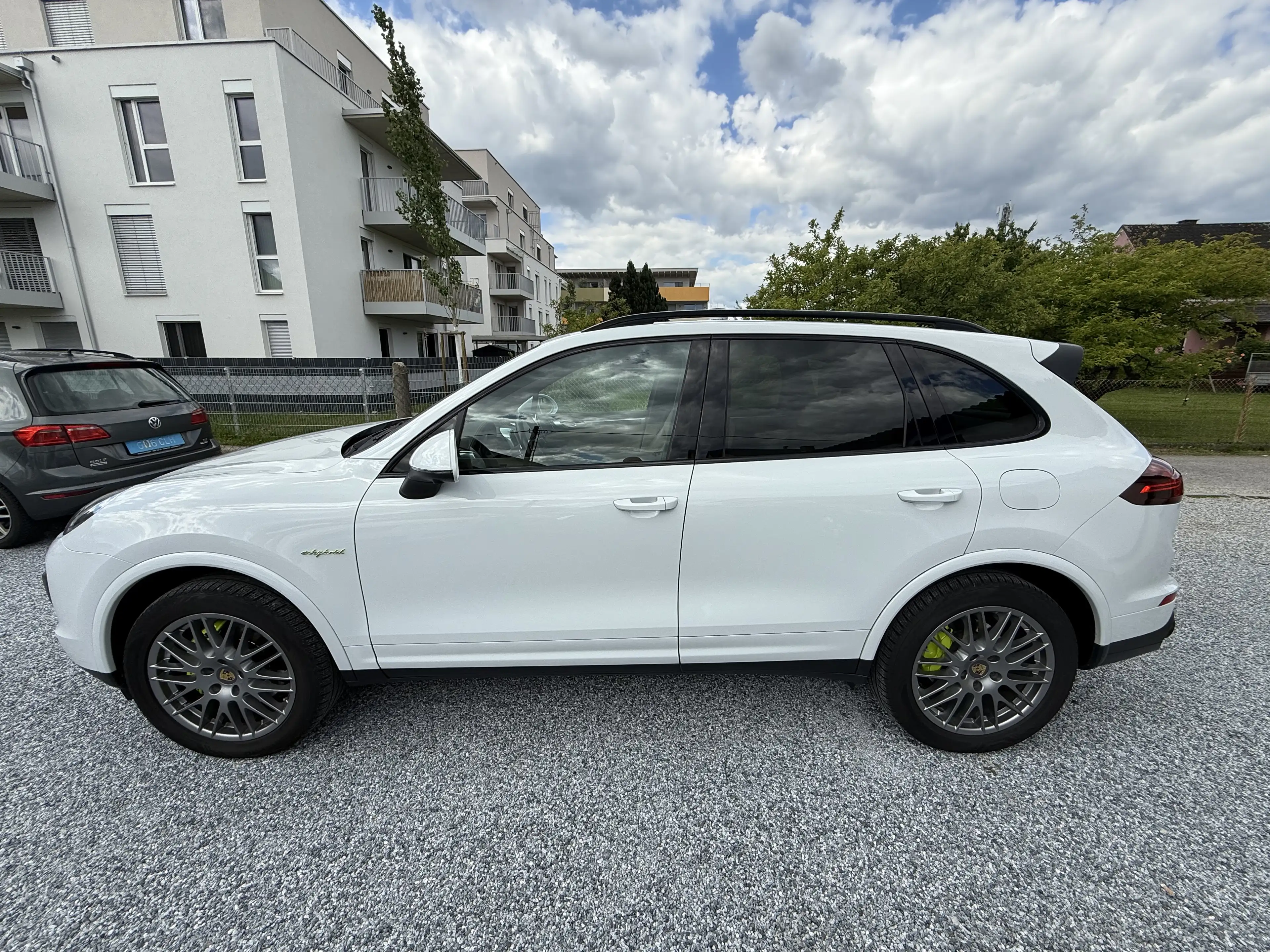 Porsche Cayenne II S PHEV Hybrid ERSTBESITZ/ SOFTCLOSE/PANO/FULL!! — photo 8