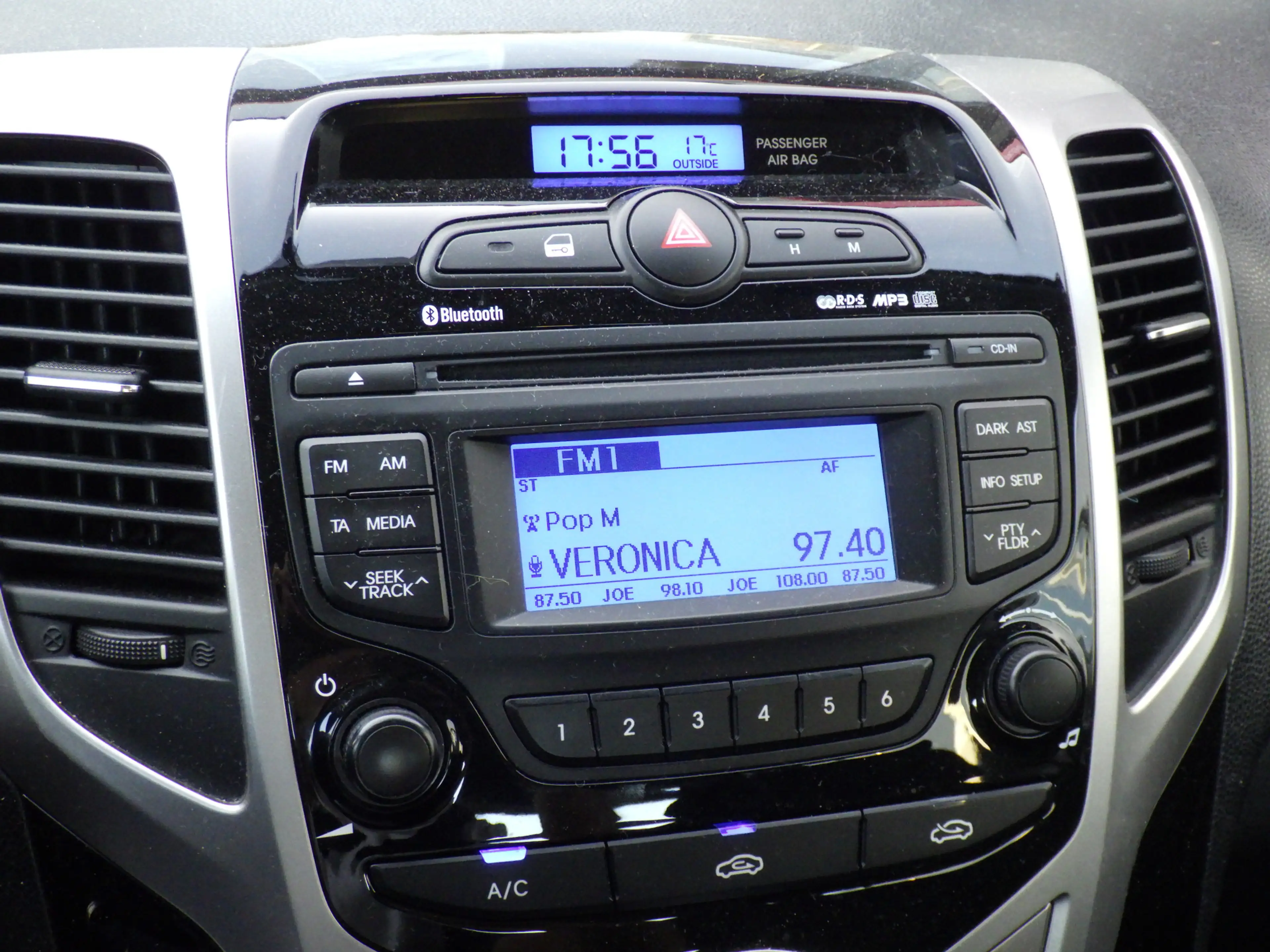 Hyundai iX20 1.6i Automaat i-Vision, Airco, Hoge Instap! — photo 32