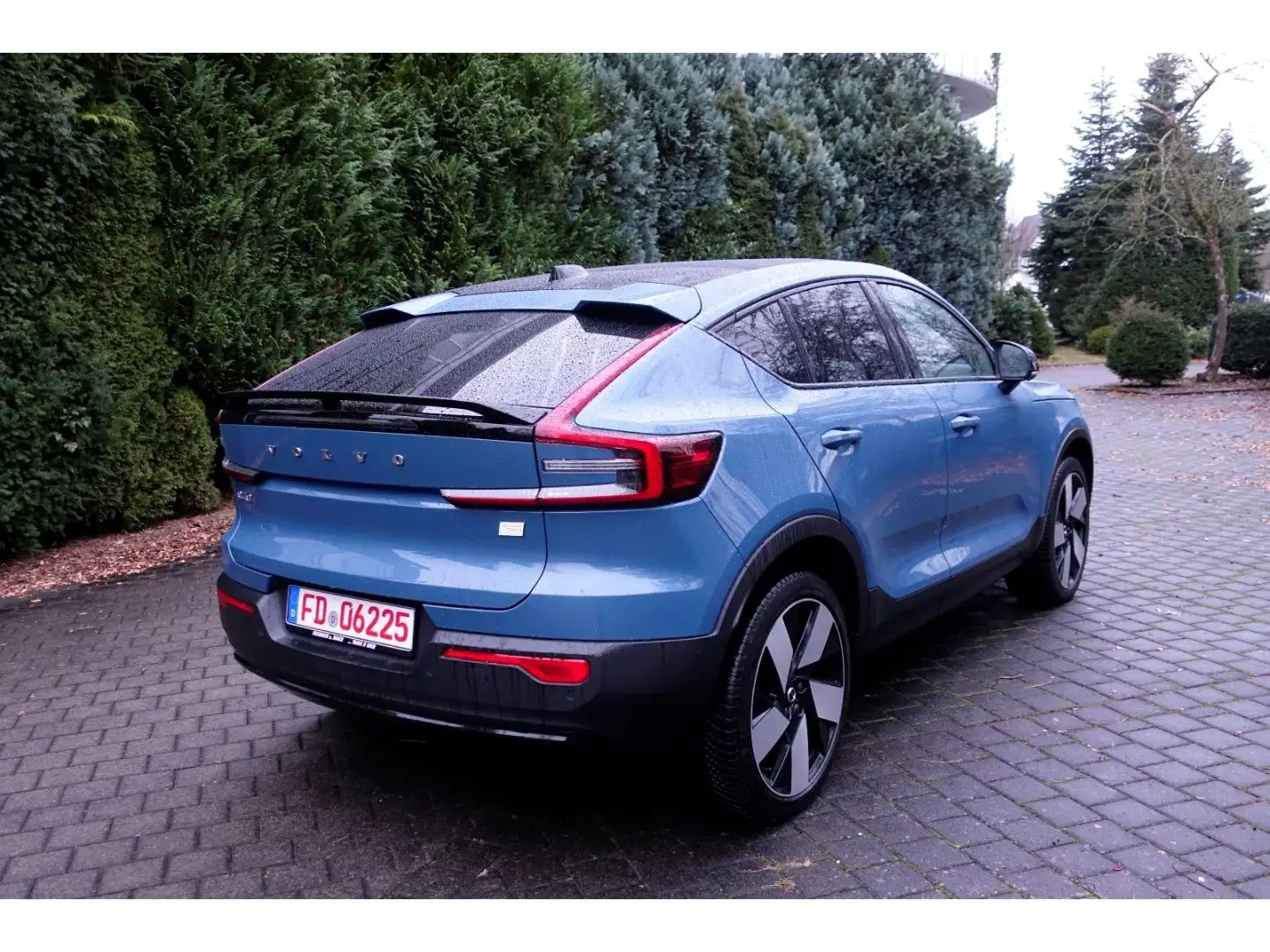 Volvo C40 Ultimate Recharge Pure Electric AWD Anhänger Bleu - 2