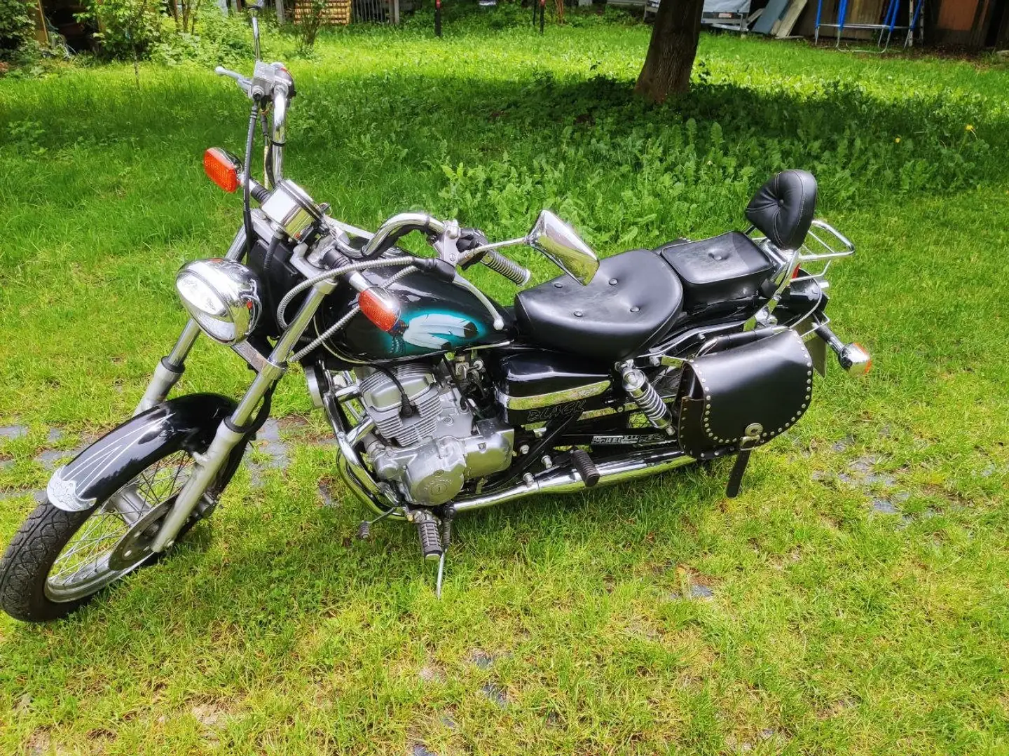 Honda CA 125 Rebel Noir - 2