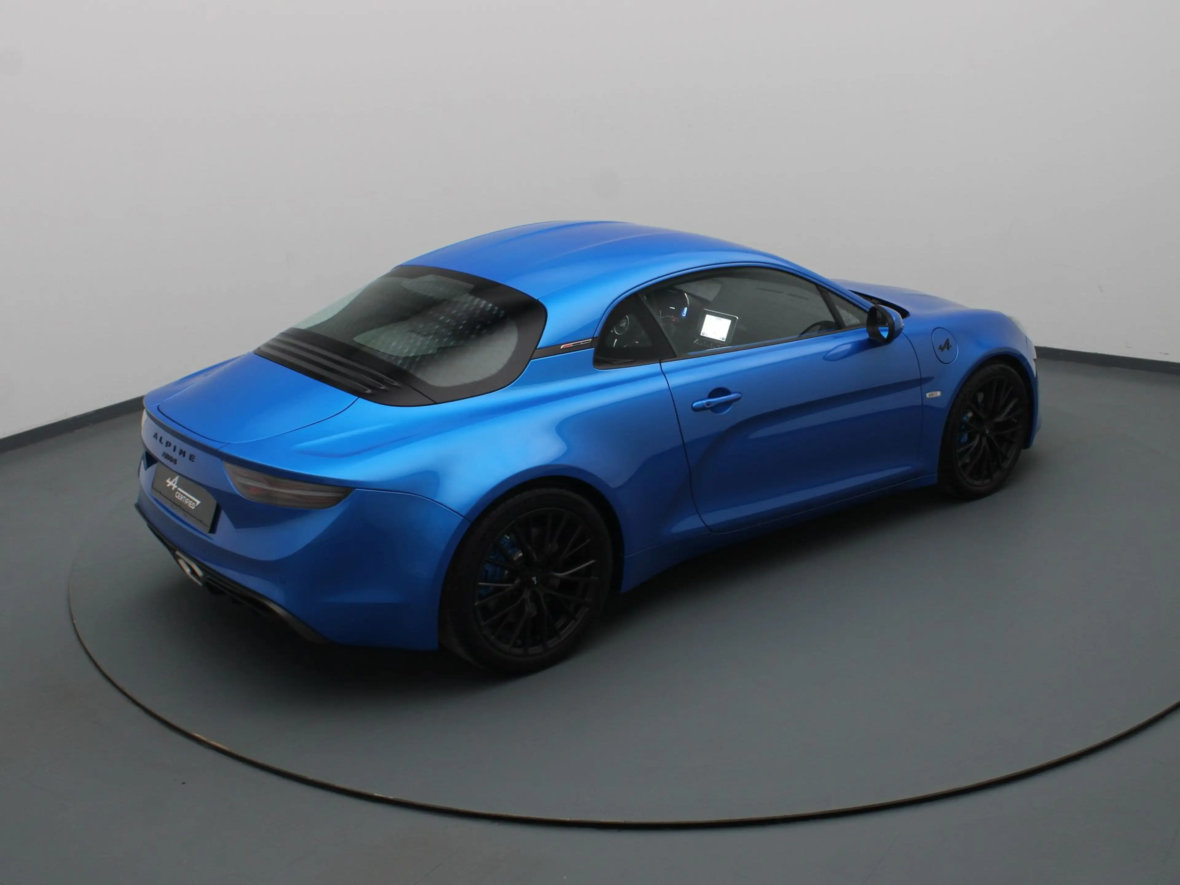 Alpine A110 300pk S Camera | Focal — photo 11