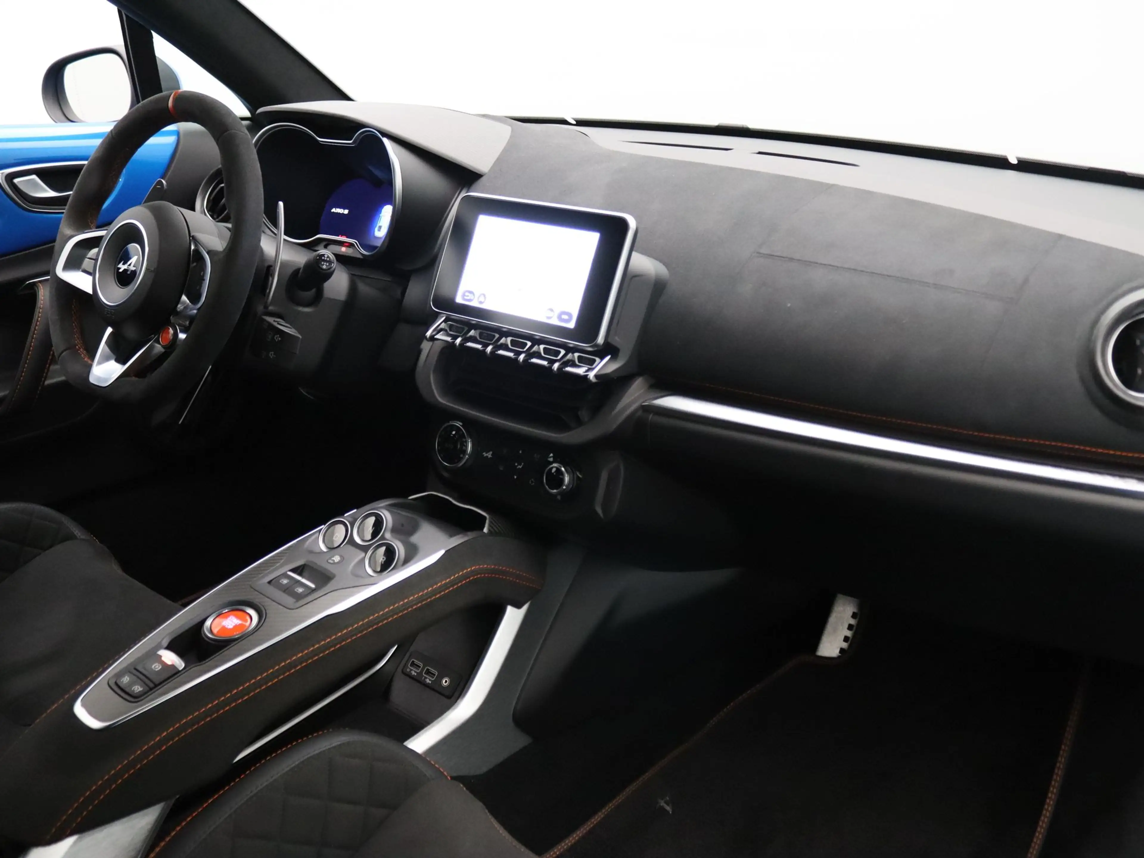 Alpine A110 300pk S Camera | Focal — photo 28