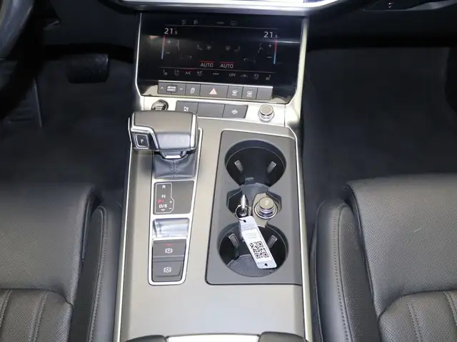 Audi A6 view 15