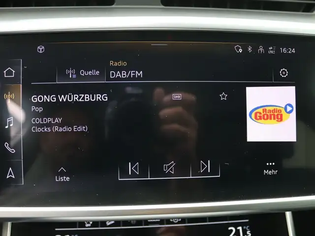 Audi A6 view 12