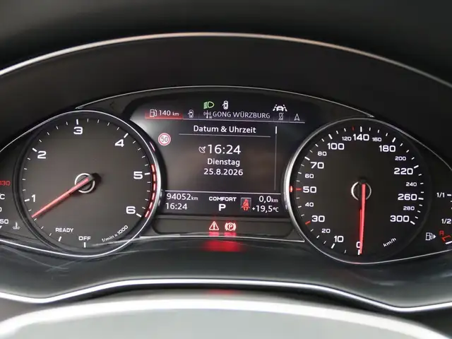 Audi A6 view 10