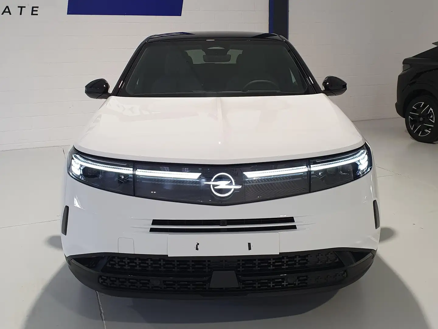 Opel Grandland Grandland 1.2 hybrid GS 145cv e-dcs6 Alb - 2