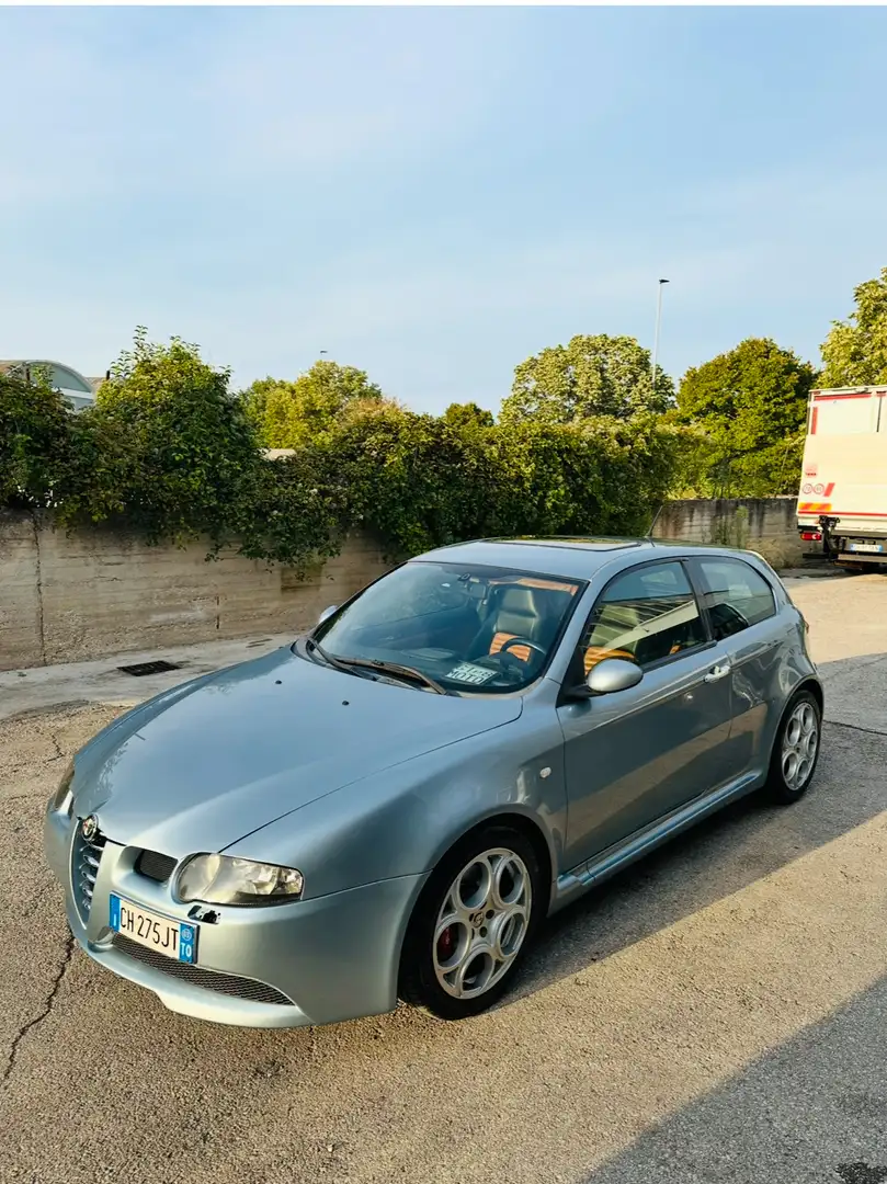 Alfa Romeo 147 3p 3.2 GTA V6 - 1