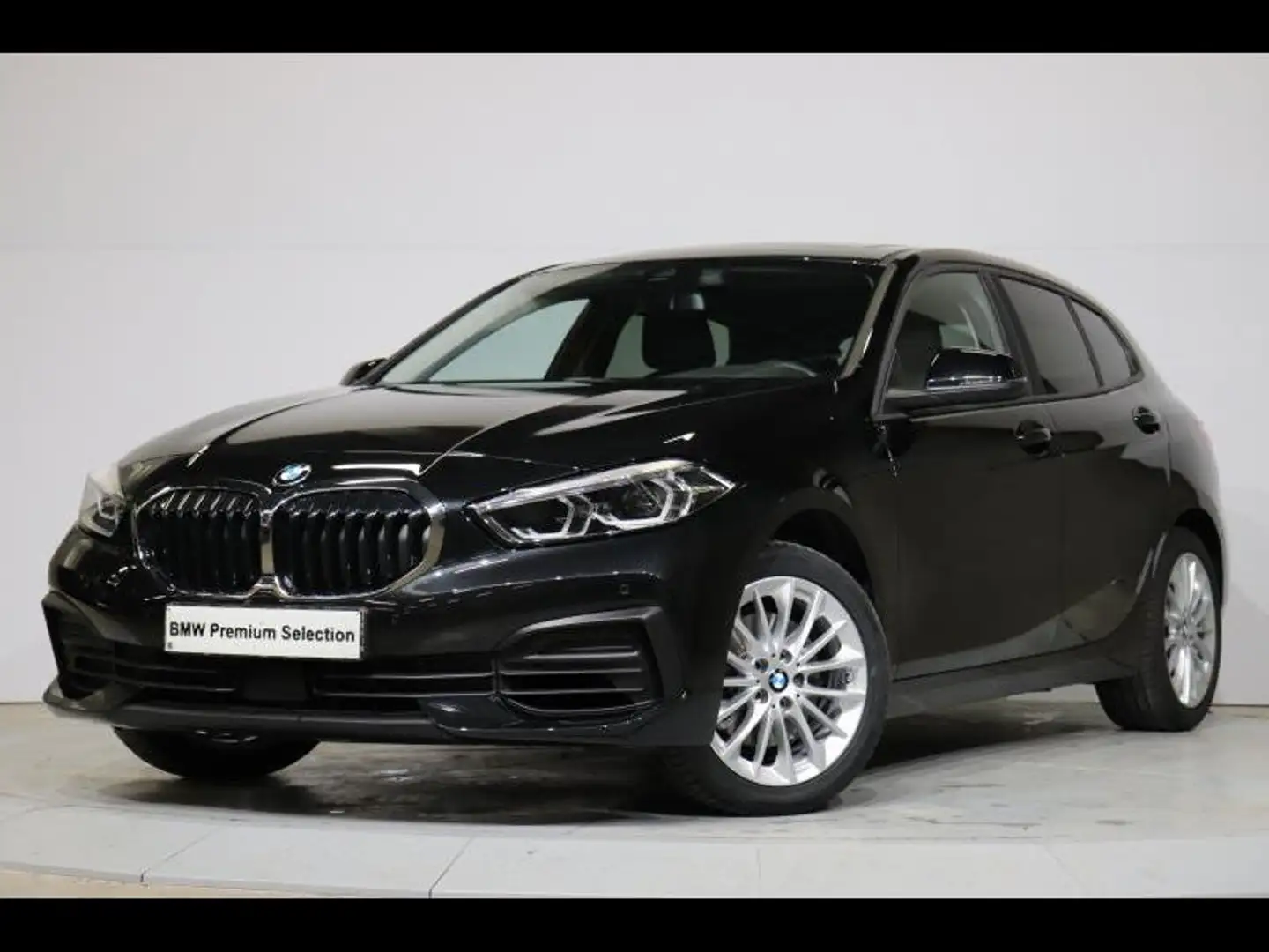 BMW 116 i Hatch Zwart - 1