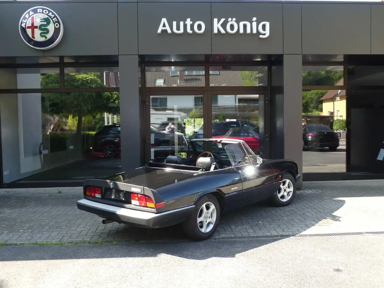 Alfa Romeo Spider 1,6 "Gummilippe", foto 3