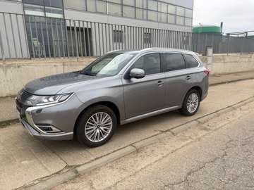 PHEV Kaiteki 4WD
