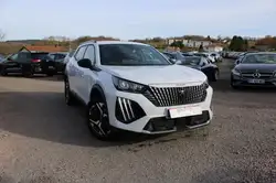 Peugeot 2008 ALLURE 100 CV PACK BOITE 6V ESSENCE CAMÉRA 360 GRAND GPS 3D