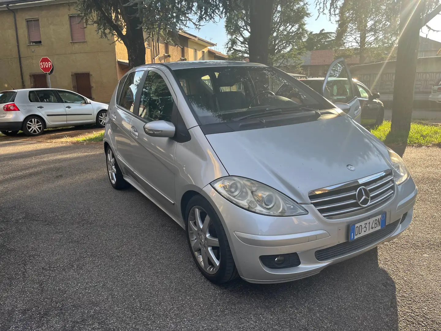Mercedes-Benz A 200 A 200 cdi Elegance Gümüş rengi - 2